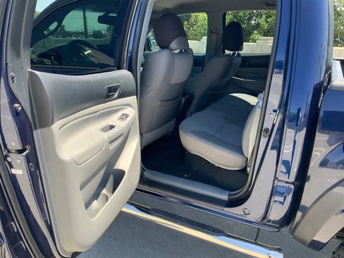 Used 2013 Toyota Tacoma PreRunner w/ TRD Off-Road Pkg RWD image 12