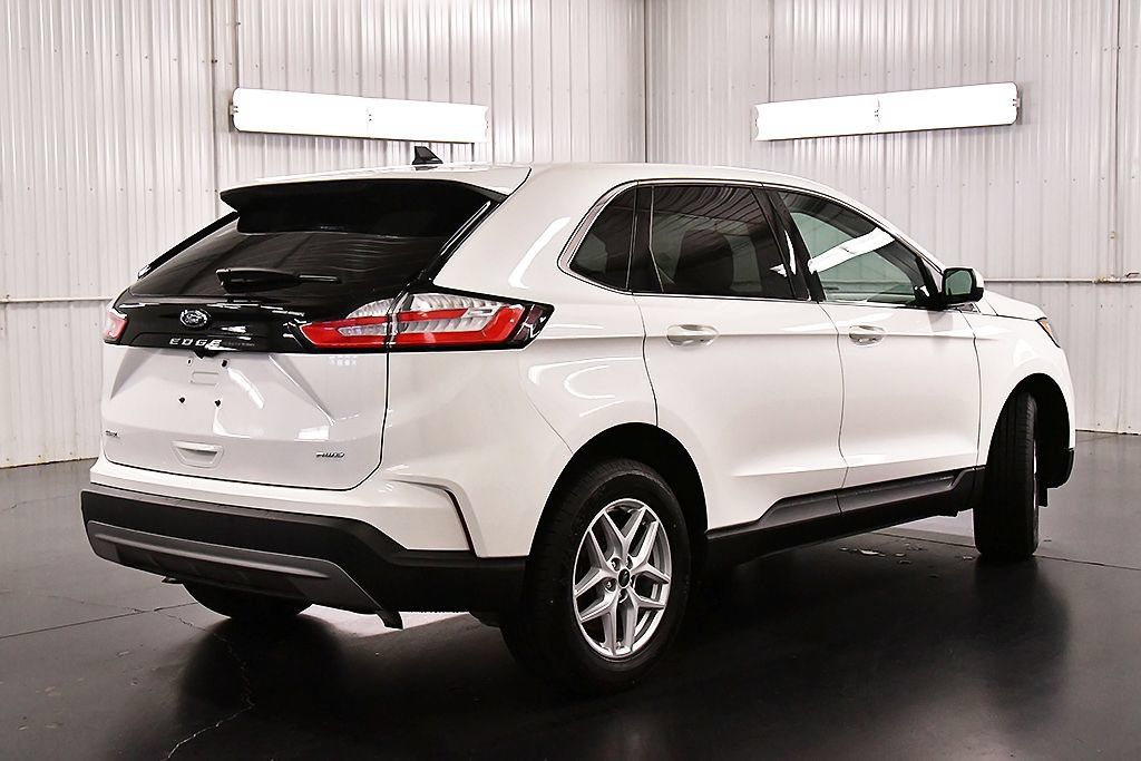 Used 2023 Ford Edge SEL w/ Convenience Package AWD/4WD image 7