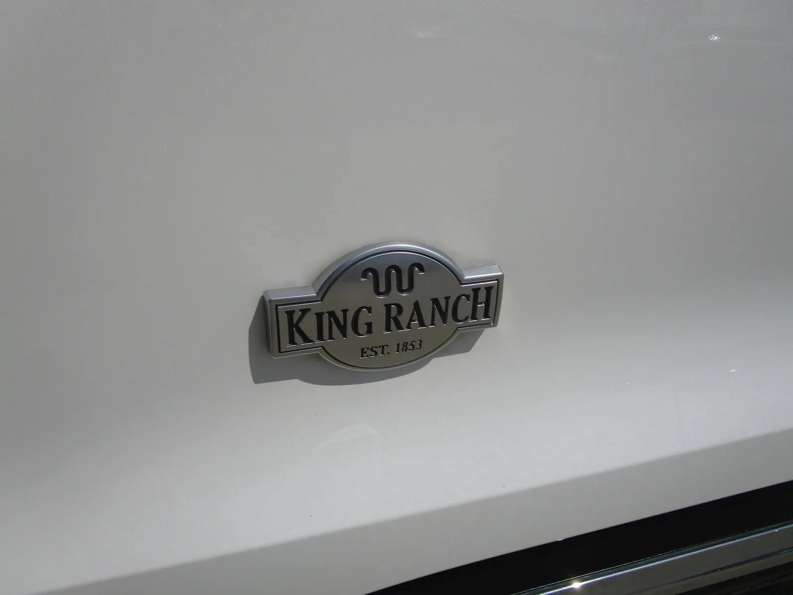 Used 2021 Ford Explorer King Ranch w/ Premium Technology Package AWD/4WD image 32