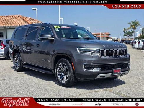 Certified 2024 Jeep Wagoneer L Series II w/ Flexible Seating Group AWD/4WD image 1
