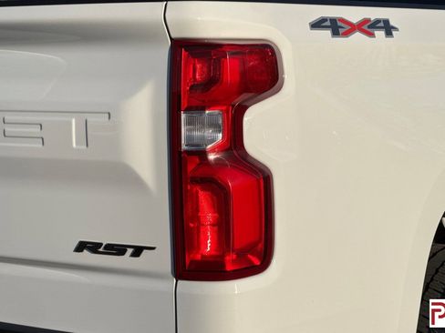 Certified 2022 Chevrolet Silverado 1500 RST image 31