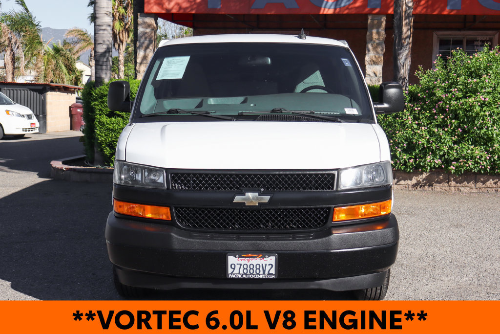 Used 2020 Chevrolet Express 3500 Extended w/ Driver Convenience Package RWD image 3