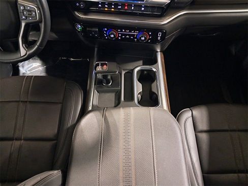 Certified 2025 Chevrolet Silverado 1500 High Country w/ High Country Premium Package image 18