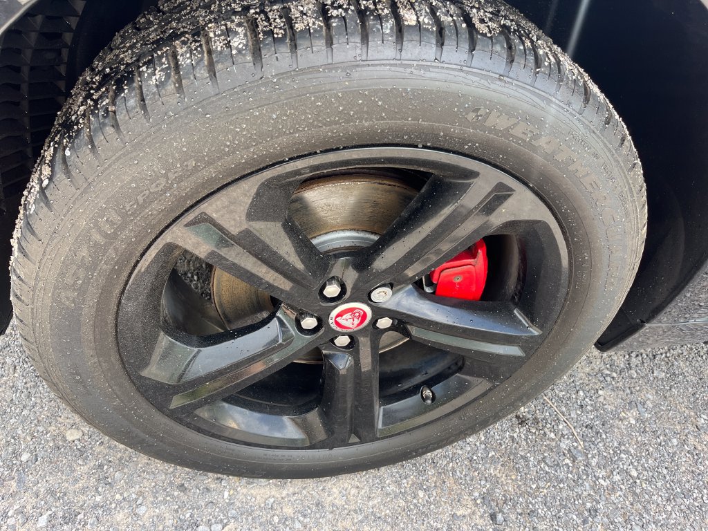 Used 2018 Jaguar F-PACE S AWD/4WD image 11
