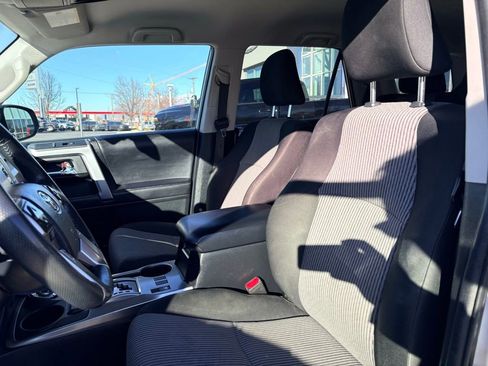 Used 2022 Toyota 4Runner SR5 image 13