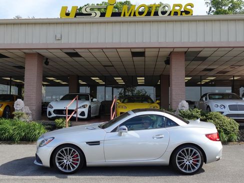 Used 2017 Mercedes-Benz SLC 300 image 20