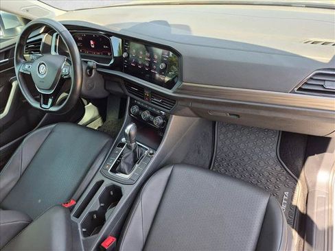 Used 2019 Volkswagen Jetta SEL w/ Cold Weather Package FWD image 21