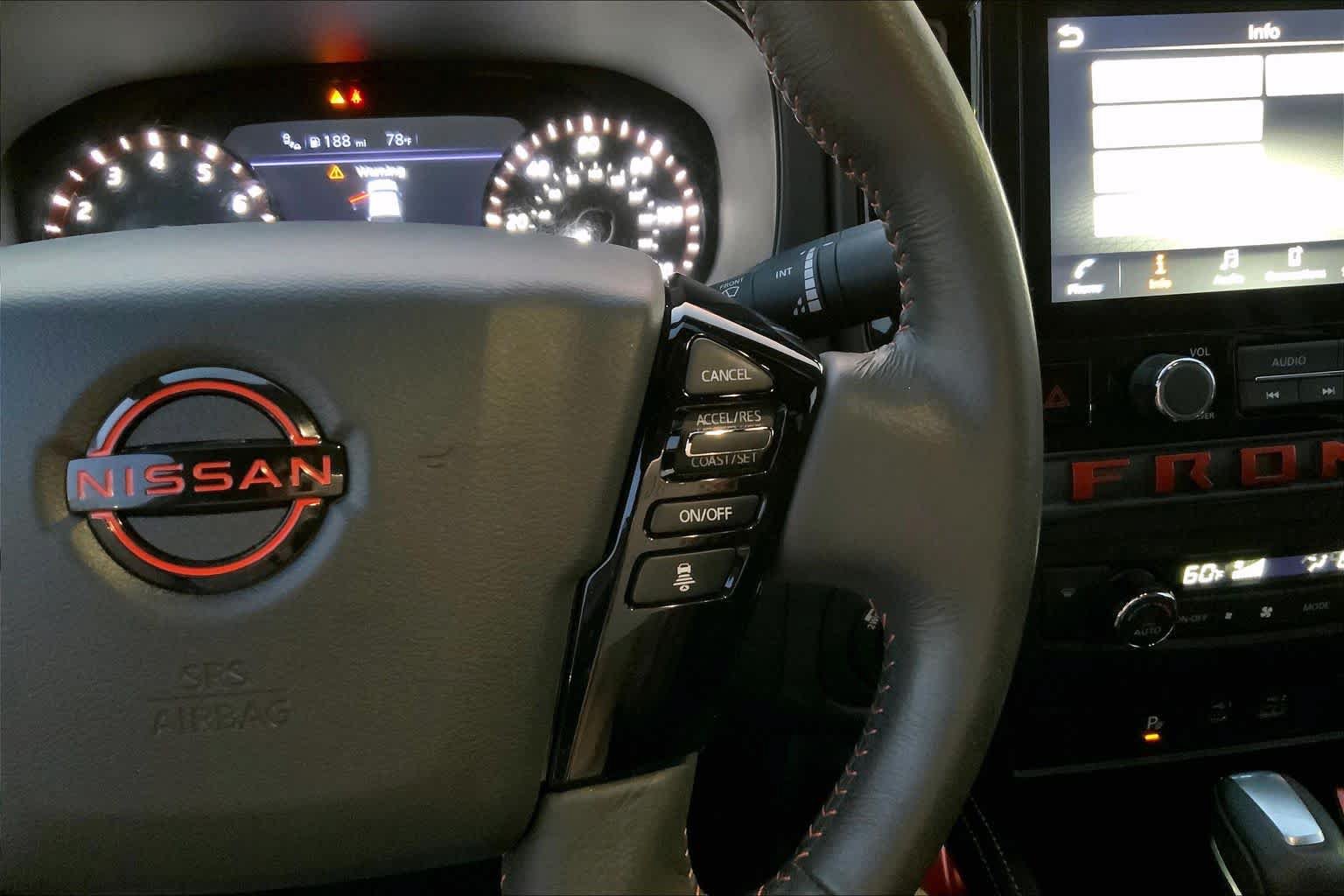 Used 2025 Nissan Frontier PRO-4X AWD/4WD image 22