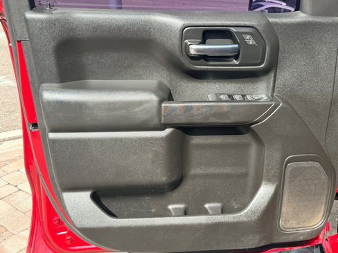 Used 2019 Chevrolet Silverado 1500 Custom w/ Custom Value Package RWD image 28