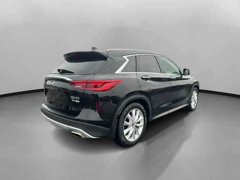 Used 2019 INFINITI QX50 Essential w/ Premium Heat Package AWD/4WD image 9