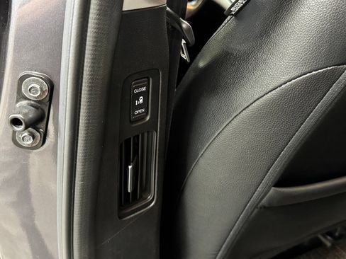 Used 2023 Honda Odyssey Touring image 38