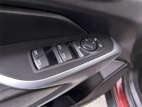 Used 2024 Chevrolet Trax LS image 24