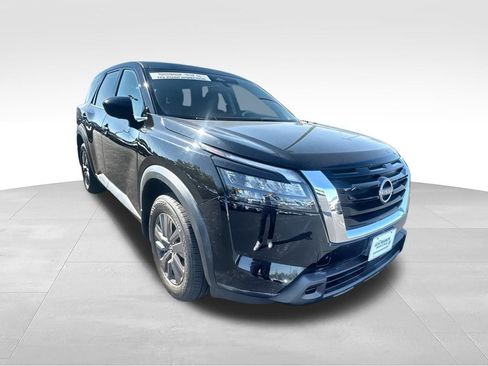 Certified 2023 Nissan Pathfinder S AWD/4WD image 2