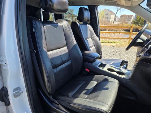 Used 2012 Jeep Grand Cherokee Laredo image 16