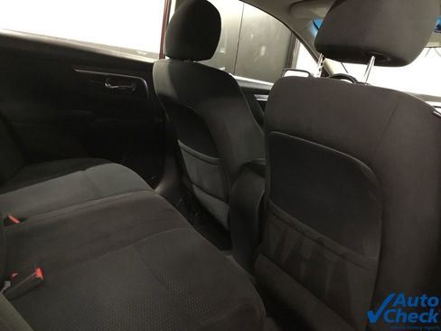 Used 2014 Nissan Altima 2.5 SV image 33
