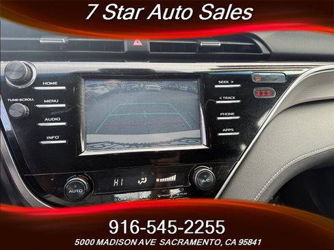 Used 2018 Toyota Camry SE image 13