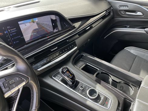 Used 2021 Cadillac Escalade Sport image 18