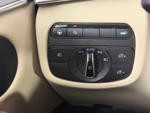 Used 2022 INFINITI QX50 Luxe FWD image 17