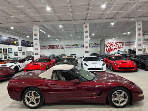 Used 2003 Chevrolet Corvette Convertible w/ Preferred Equipment Group1 image 5