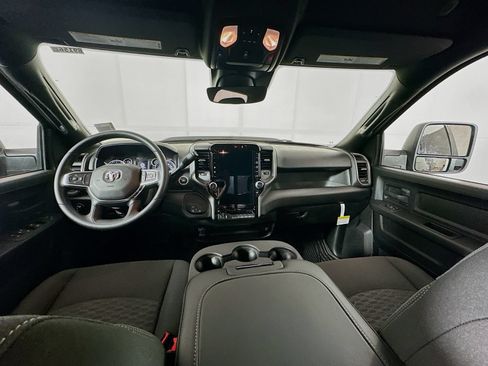 New 2026 RAM 2500 Tradesman AWD/4WD image 17