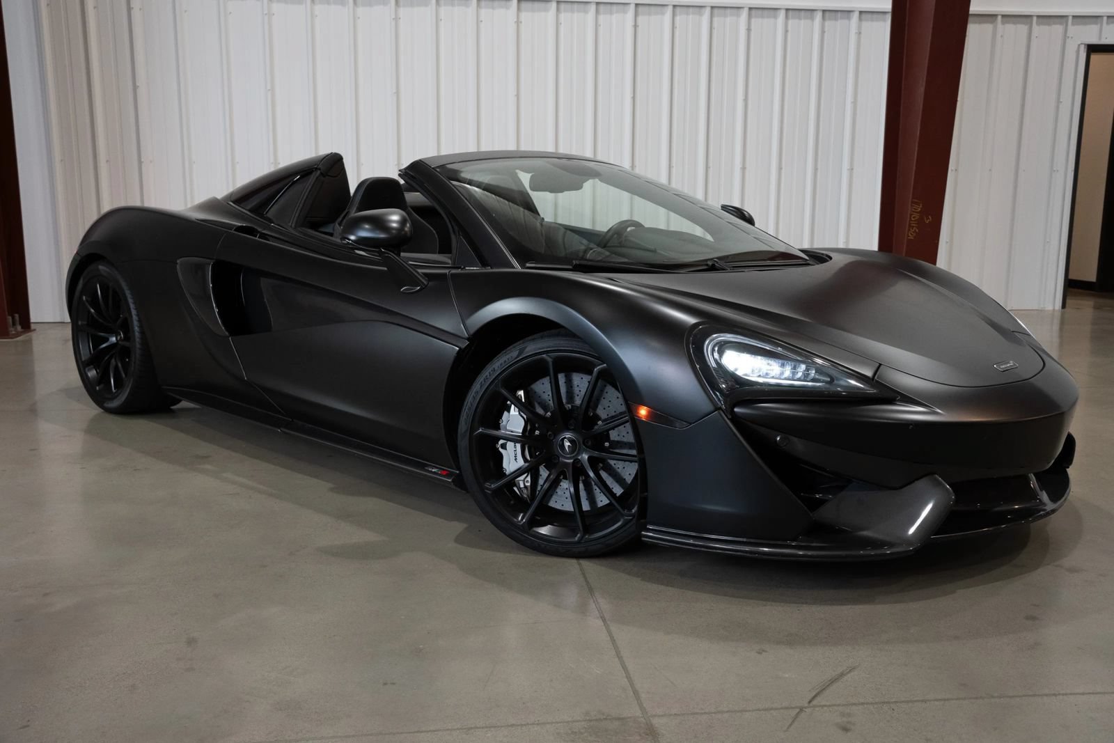 Used 2019 McLaren 570S Spider RWD image 8