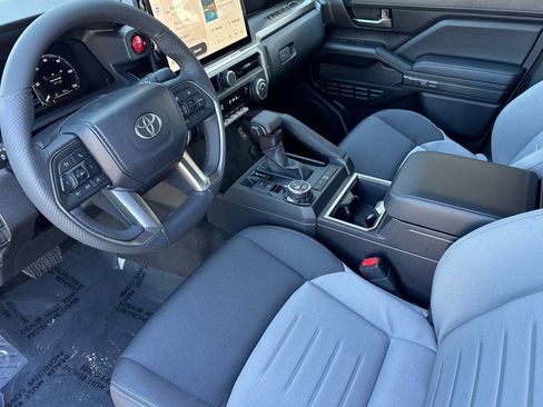 New 2026 Toyota Tacoma TRD Off-Road AWD/4WD image 10