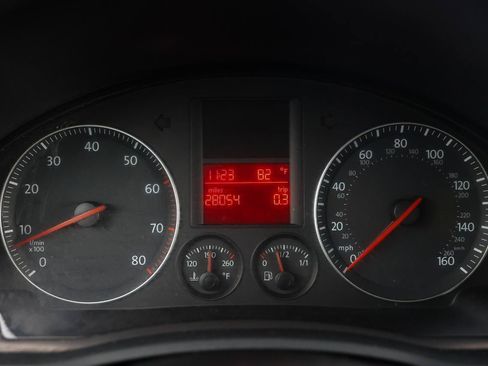 Used 2006 Volkswagen Jetta 2.5 FWD image 25