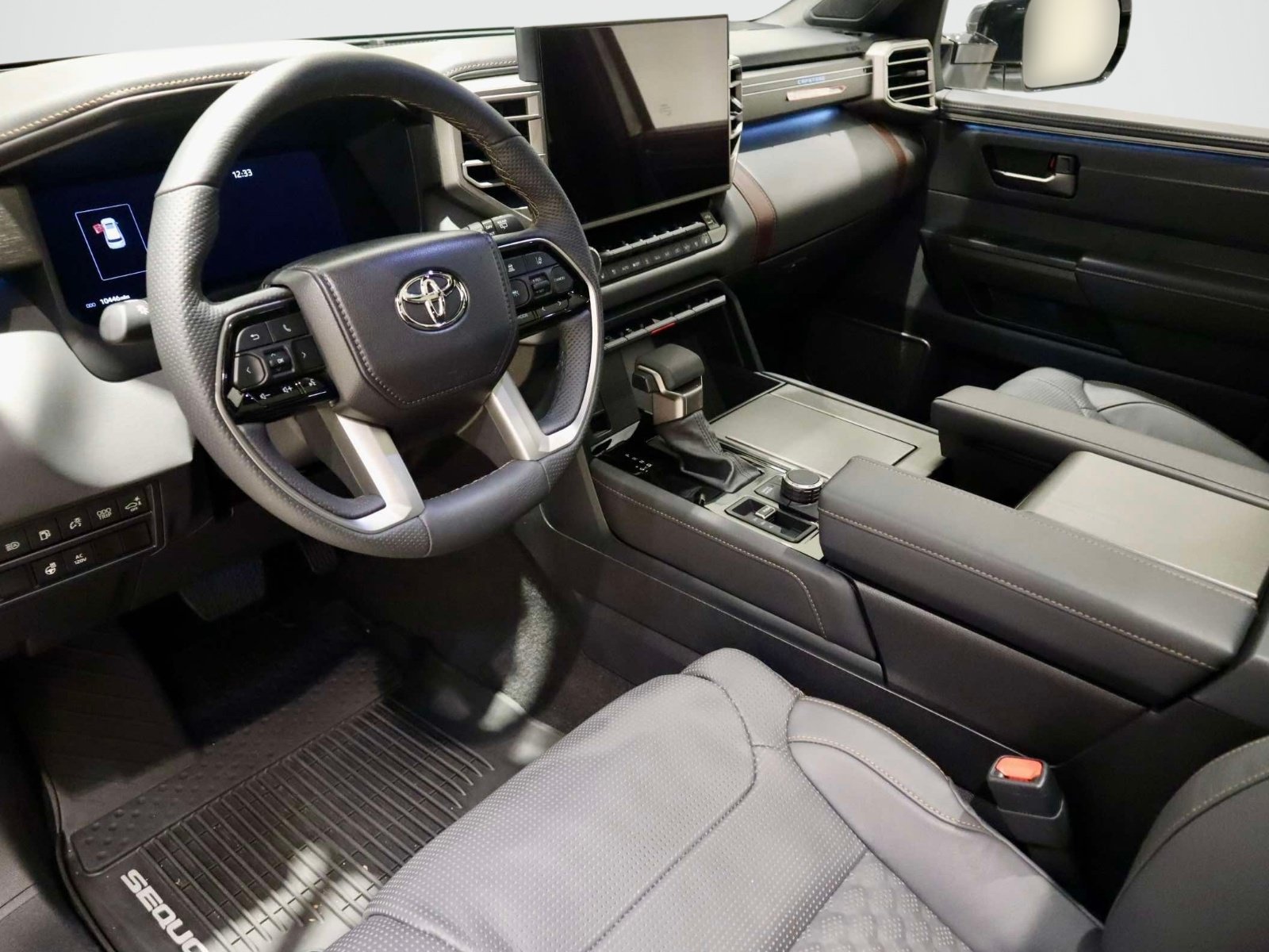 Used 2026 Toyota Sequoia Capstone AWD/4WD image 21
