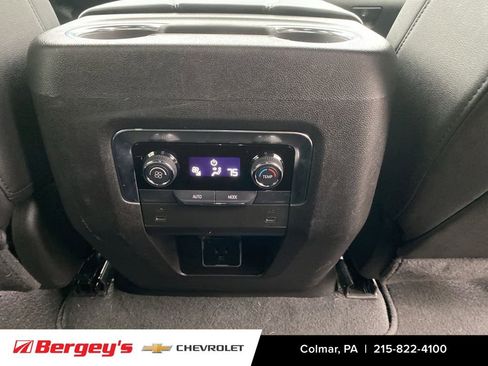 Used 2025 Chevrolet Tahoe LT image 22