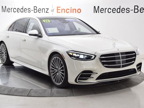 Certified 2022 Mercedes-Benz S 500 4MATIC image 8