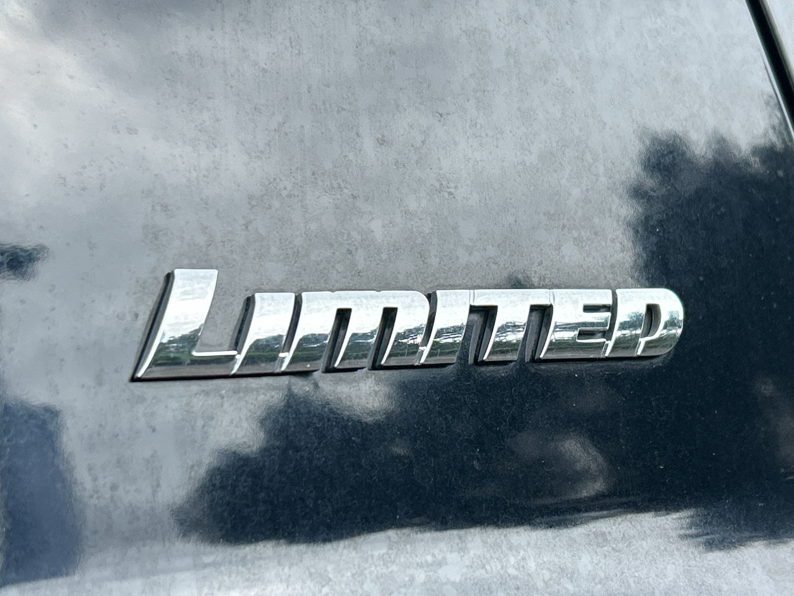 Used 2020 Toyota Tundra Limited w/ Limited Premium Package AWD/4WD image 10