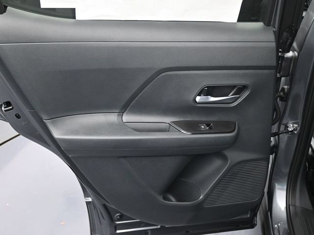 New 2026 Nissan Kicks SR FWD image 26