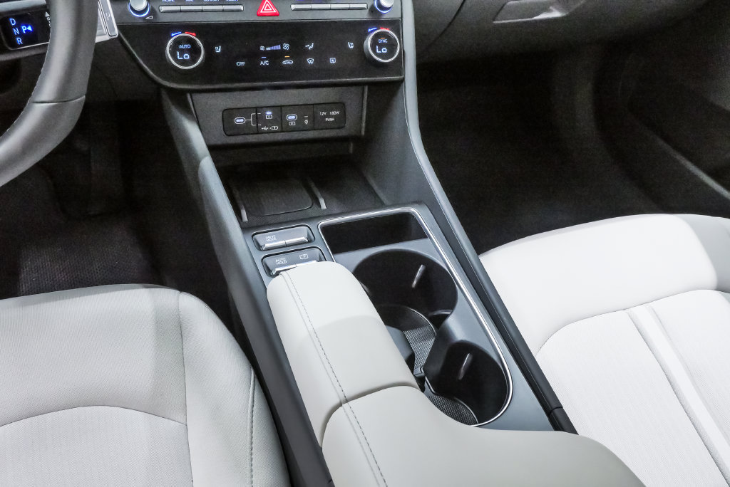 Used 2026 Hyundai Sonata SEL FWD image 18