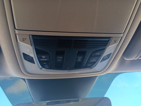 Used 2024 Acura MDX SH-AWD image 31