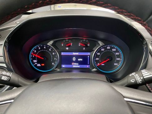 Used 2023 Chevrolet Equinox RS image 40