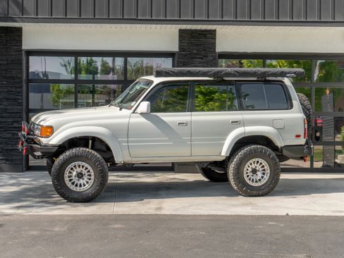 Used 1995 Toyota Land Cruiser AWD/4WD image 2