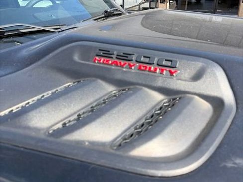 Used 2025 RAM 2500 Laramie w/ Night Edition AWD/4WD image 8
