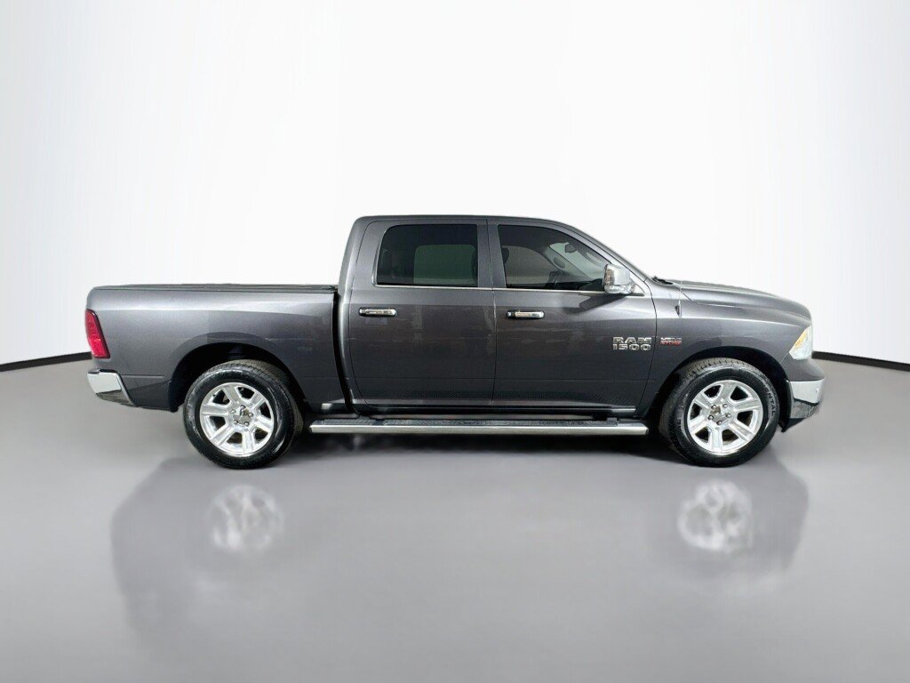 Used 2017 RAM 1500 Lone Star RWD image 6