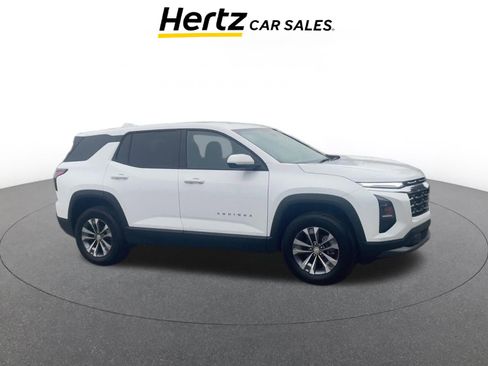 Used 2025 Chevrolet Equinox LT image 1