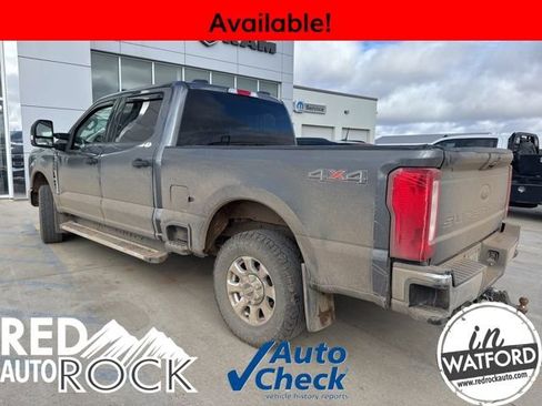 Used 2023 Ford F250 XLT image 4
