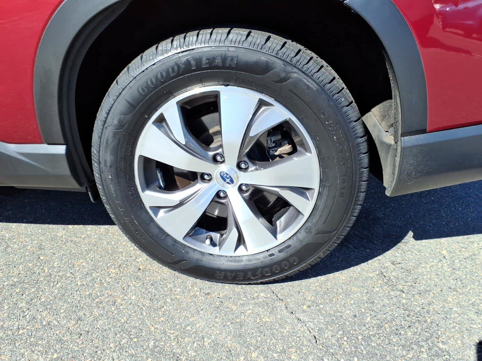 Used 2024 Subaru Ascent Premium w/ Convenience Package AWD/4WD image 9