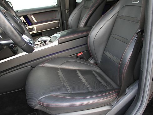 Used 2020 Mercedes-Benz G 63 AMG 4MATIC w/ G Manufaktur Interior Package image 11