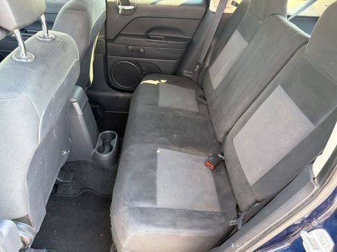 Used 2014 Jeep Patriot Sport AWD/4WD image 19