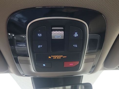 Used 2022 Hyundai Santa Fe SEL w/ Convenience + Premium Package AWD/4WD image 29