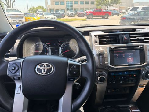 Used 2018 Toyota 4Runner Limited RWD image 6