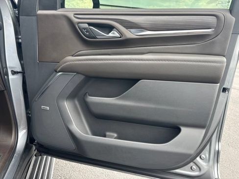 Used 2022 GMC Yukon Denali AWD/4WD image 12