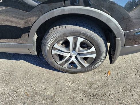 Used 2018 Toyota RAV4 LE image 6