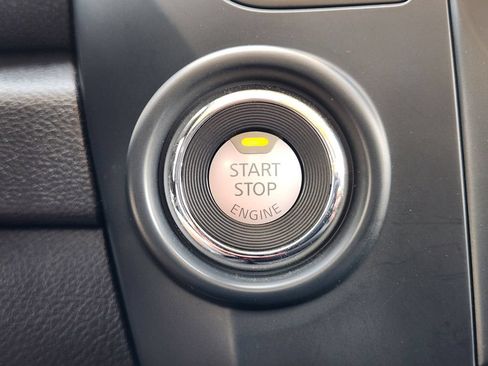 Used 2022 Nissan Titan SV RWD image 22