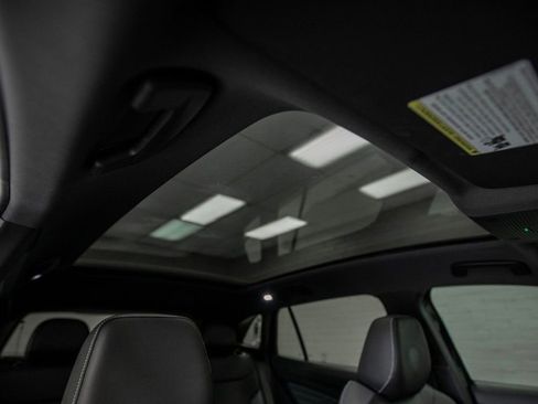 Used 2023 Volkswagen ID.4 Pro S Plus image 23