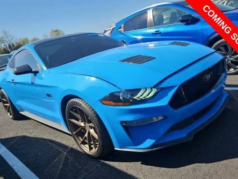 Used 2022 Ford Mustang GT Premium w/ Equipment Group 401A RWD image 4